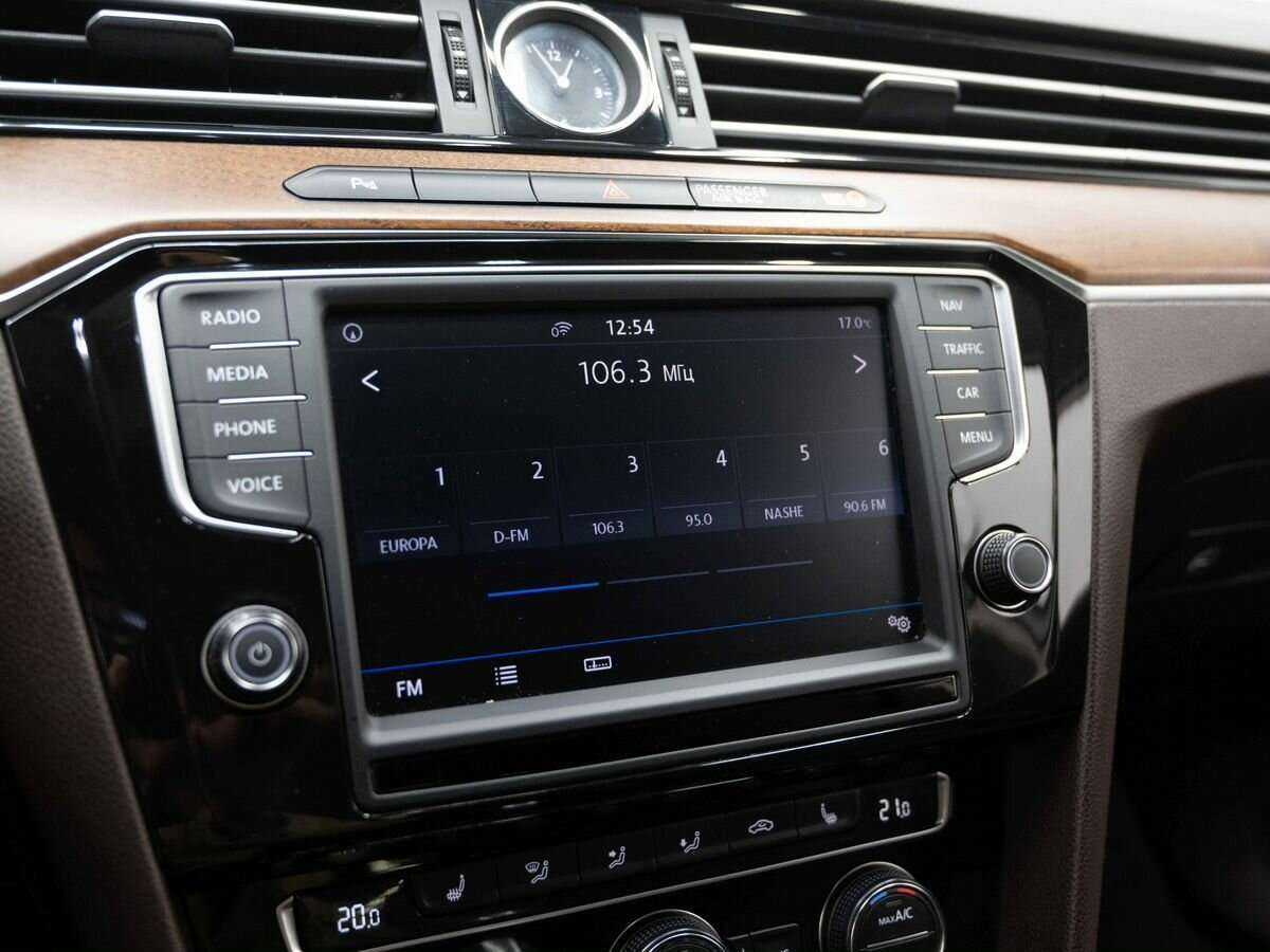 Купить Volkswagen Passat, 2016, 148 660 км, фото №21