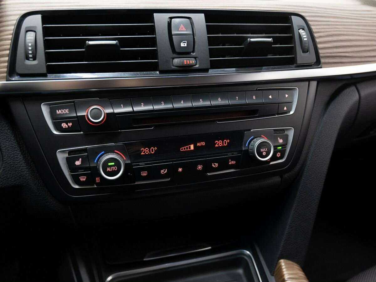 Купить BMW 3 серии 320d, 2012, 172 807 км, фото №16