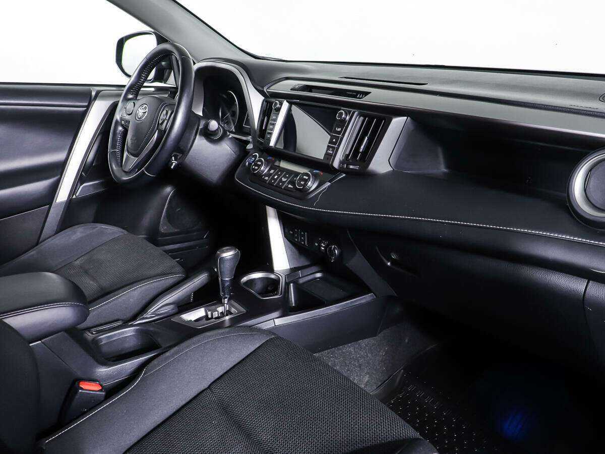 Купить Toyota RAV4, 2017, 94 078 км, фото №9
