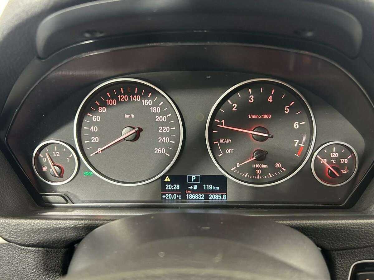 Купить BMW 3 серии 320i, 2014, 186 000 км, фото №11