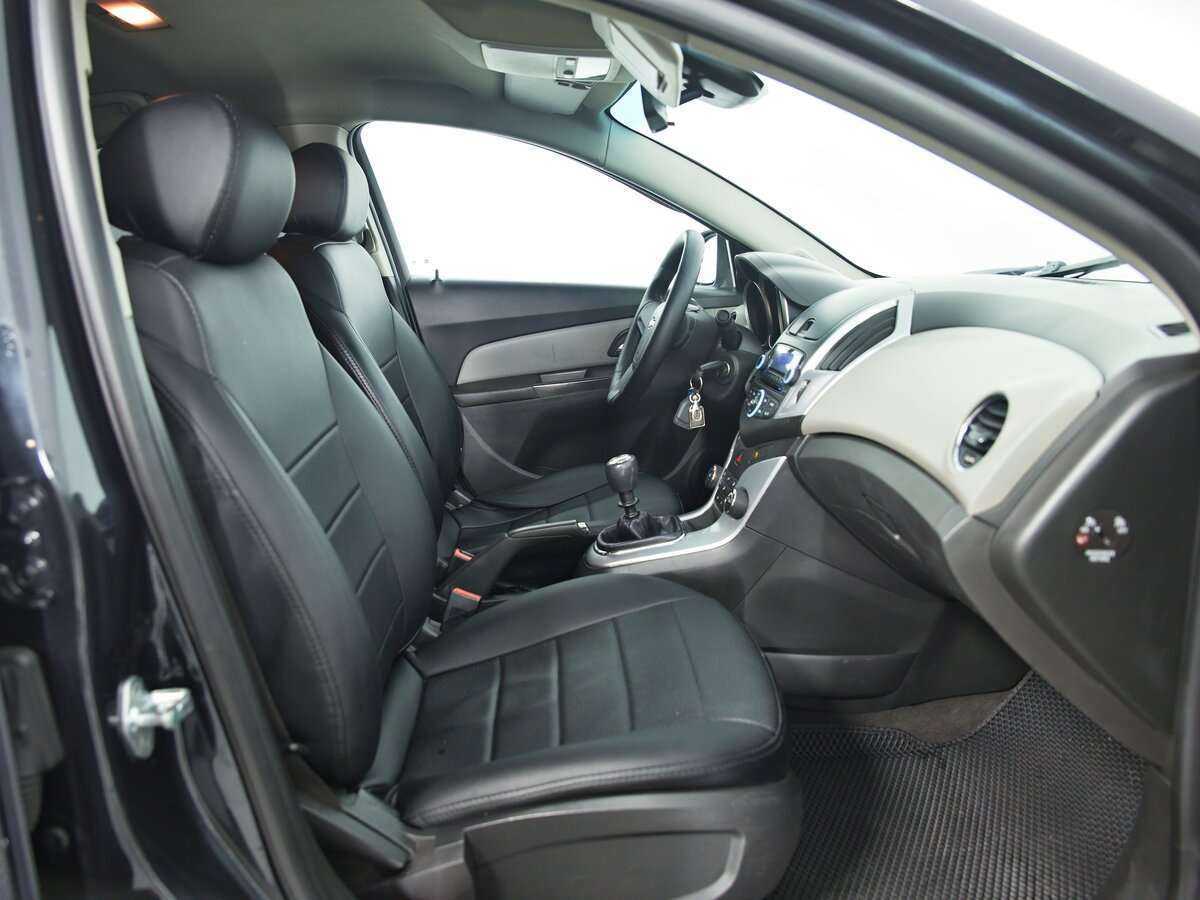Купить Chevrolet Cruze, 2013, 210 000 км, фото №12
