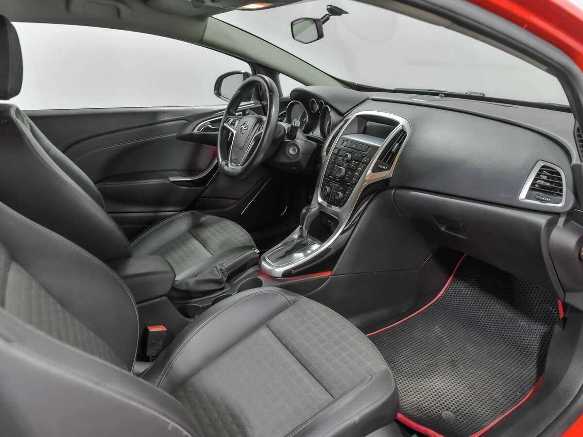 Купить Opel Astra GTC, 2013, 147 411 км, фото №11