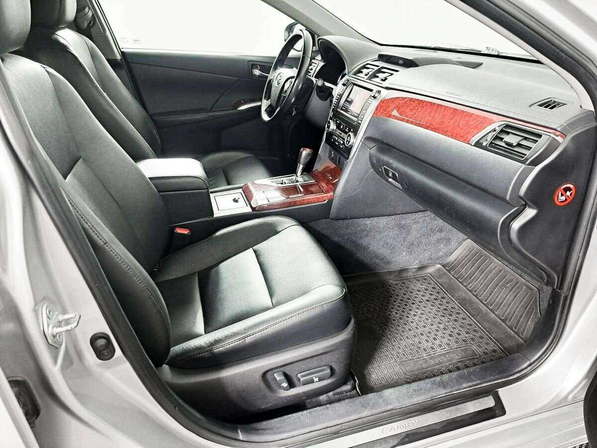 Купить Toyota Camry, 2014, 121 870 км, фото №7