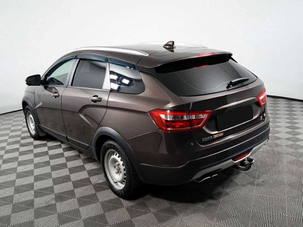 Купить Lada (ВАЗ) Vesta SW Cross, 2017, 105 522 км, фото №7