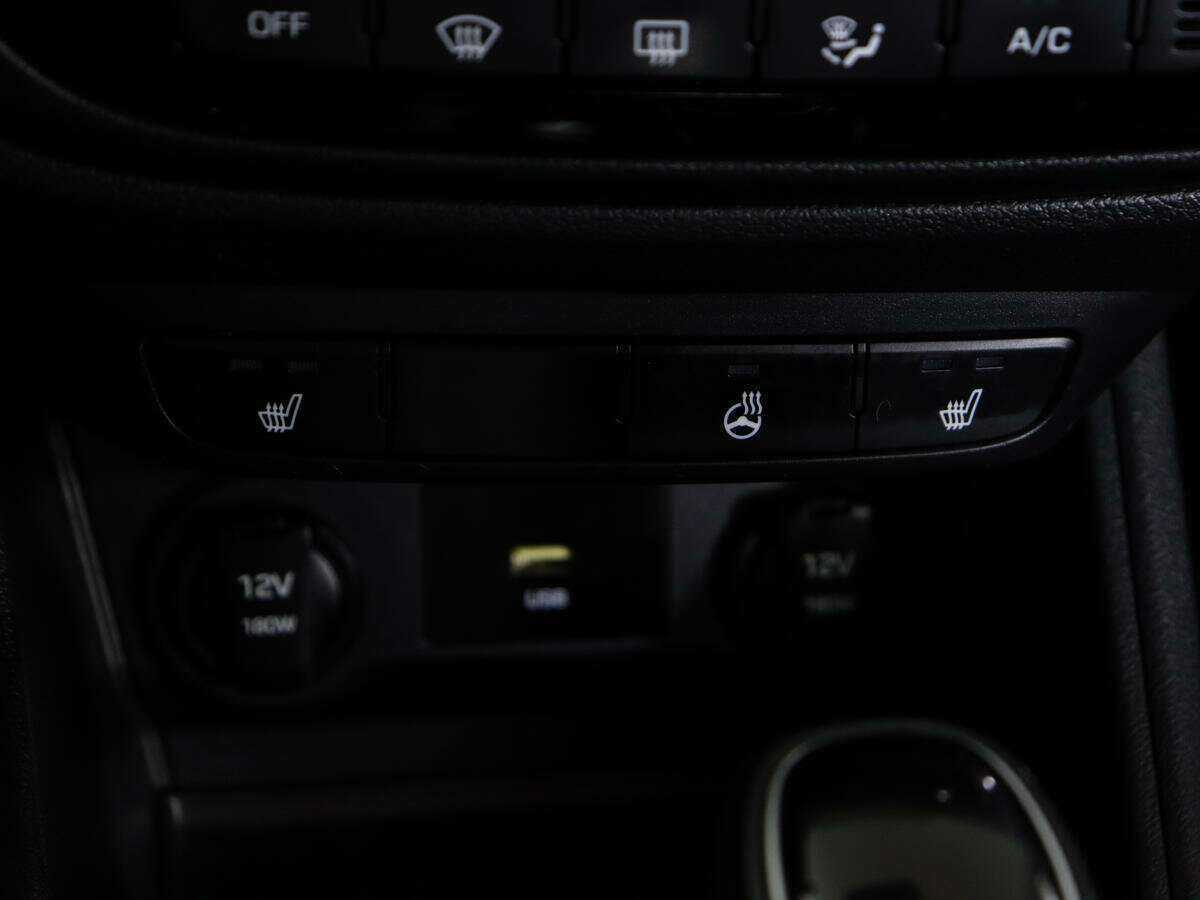 Купить Hyundai Solaris, 2020, 84 385 км, фото №13