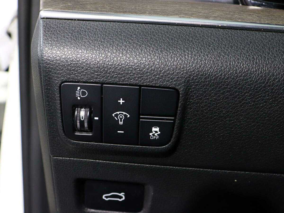 Купить Kia K5, 2020, 94 000 км, фото №17