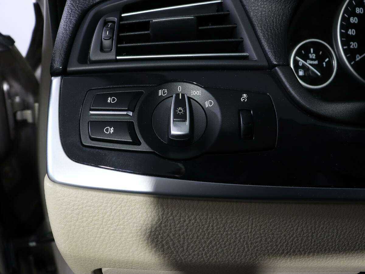 Купить BMW 5 серии 525d xDrive, 2012, 118 777 км, фото №14