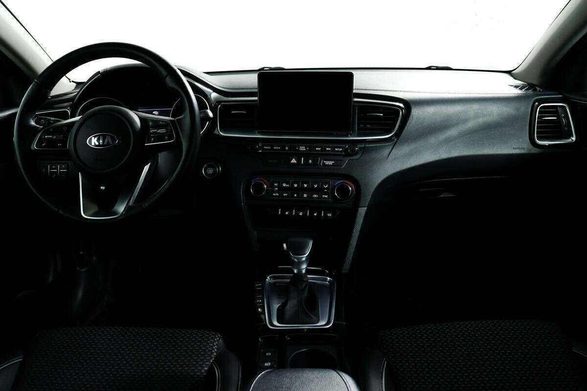 Купить Kia Ceed, 2019, 32 000 км, фото №11