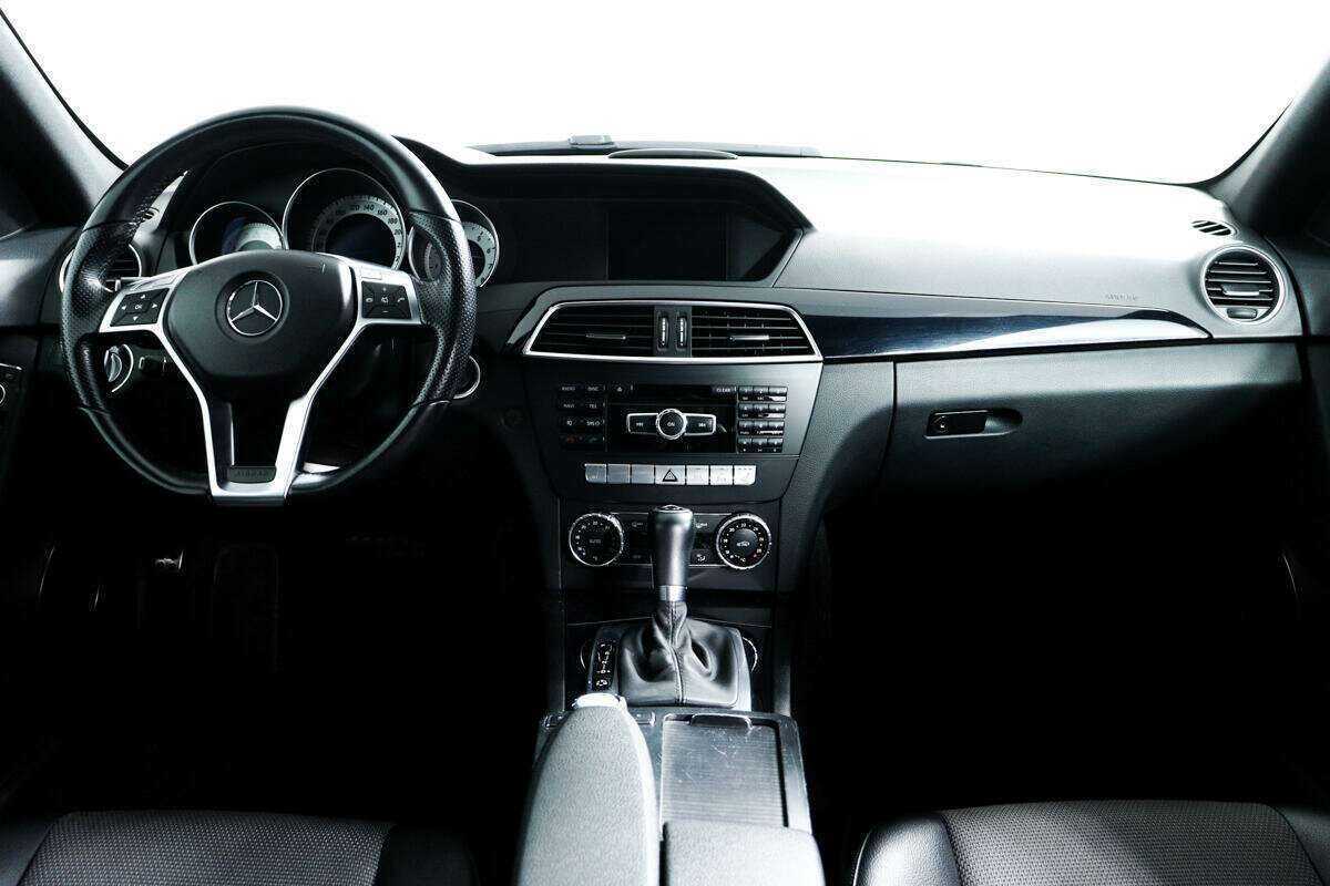 Купить Mercedes-Benz C-Класс 180, 2013, 180 000 км, фото №11