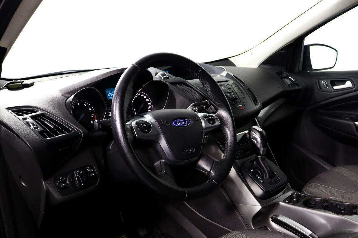 Купить Ford Kuga, 2015, 96 231 км, фото №13