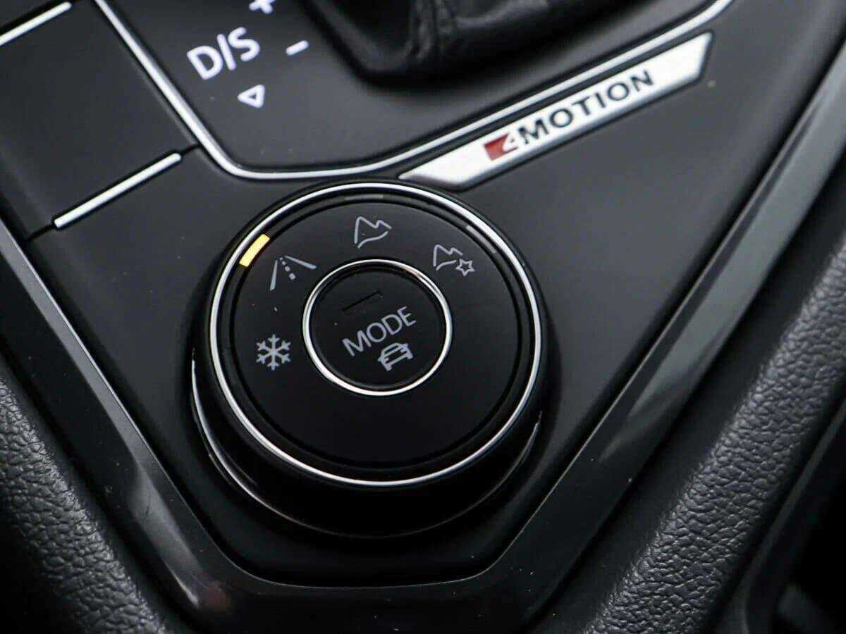 Купить Volkswagen Tiguan, 2017, 77 474 км, фото №17