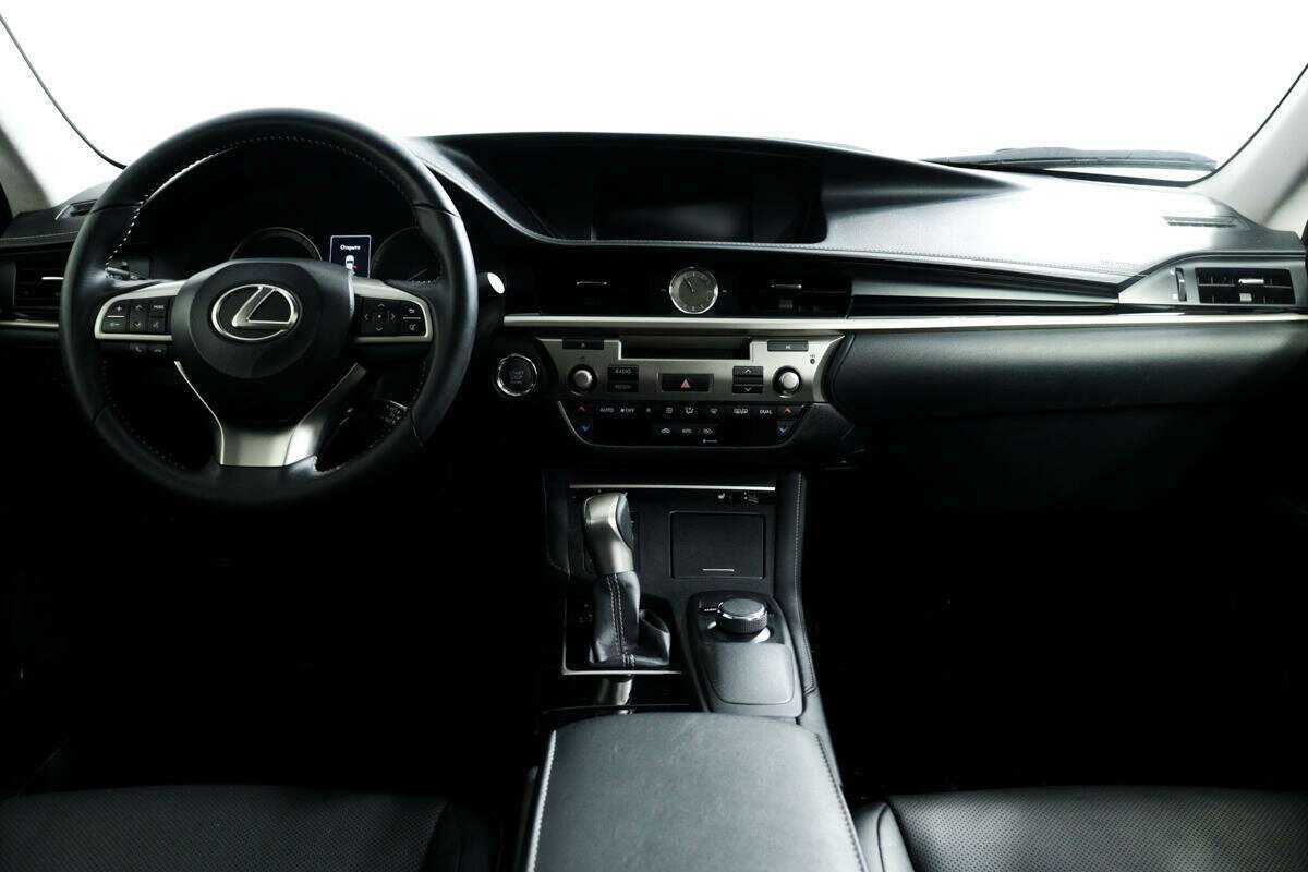 Купить Lexus ES 200, 2016, 109 001 км, фото №11