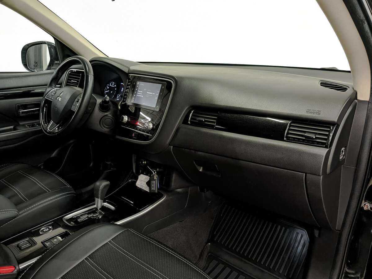 Купить Mitsubishi Outlander, 2020, 158 018 км, фото №9