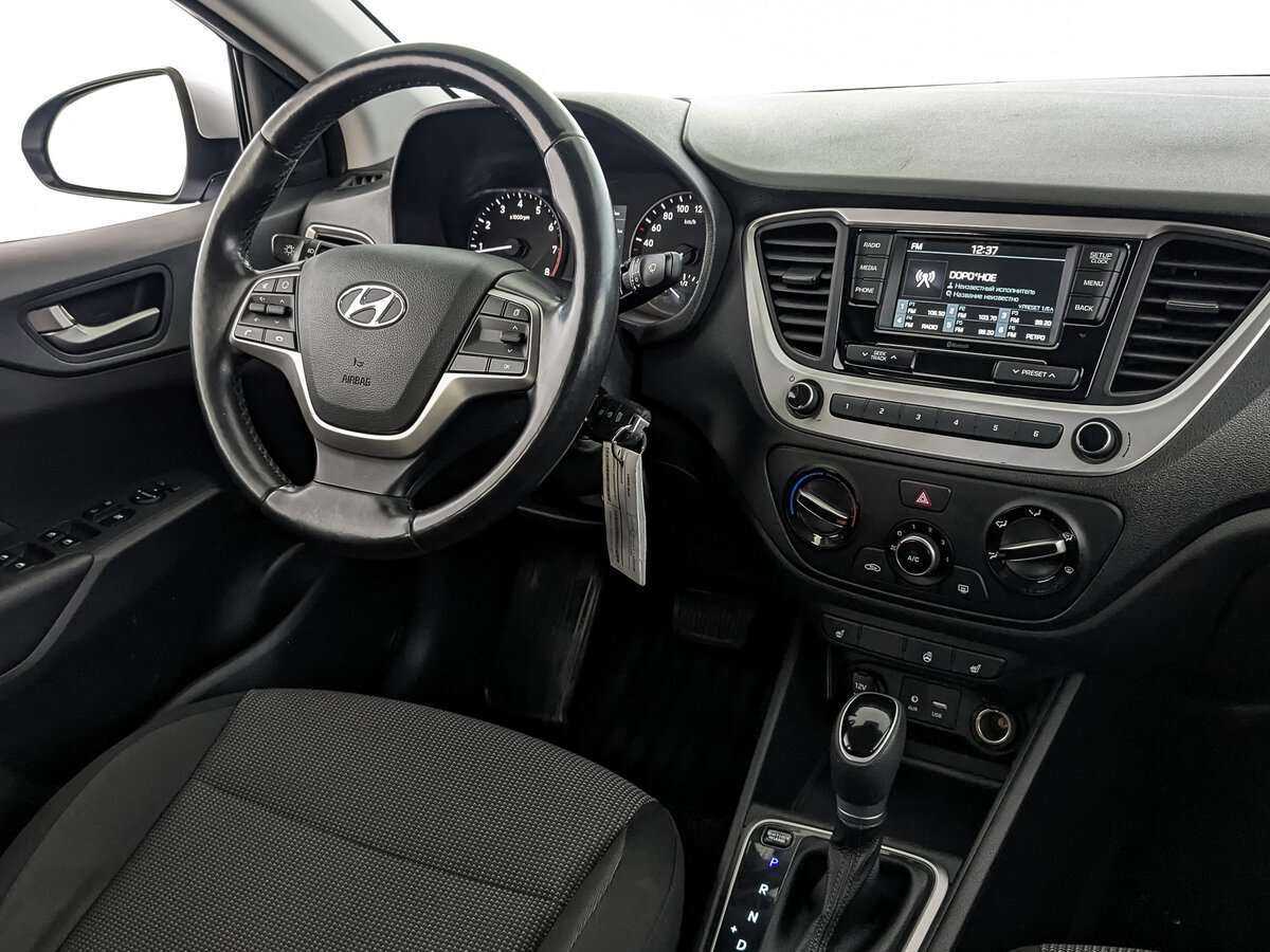 Купить Hyundai Solaris, 2018, 86 879 км, фото №22