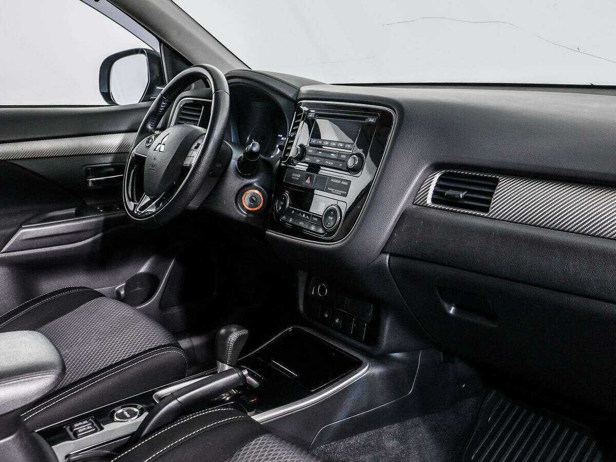 Купить Mitsubishi Outlander, 2018, 202 715 км, фото №10