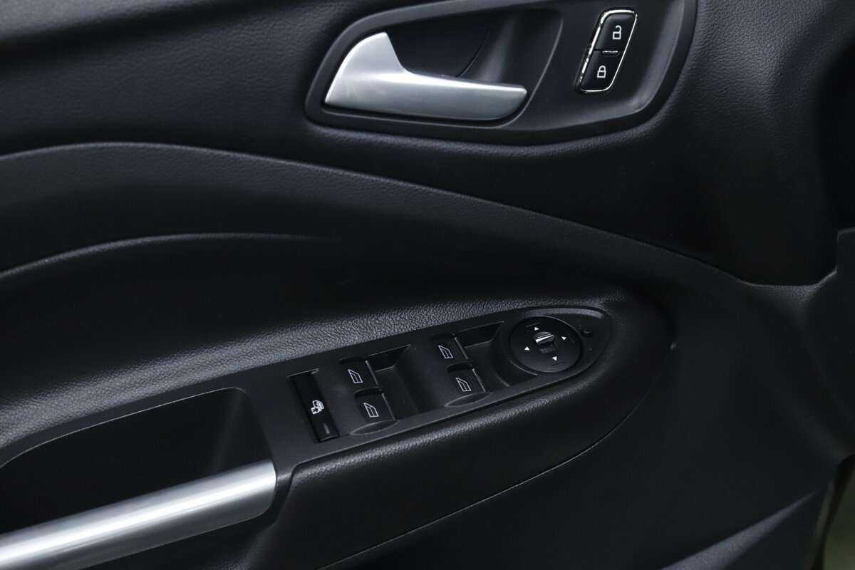 Купить Ford Kuga, 2016, 135 000 км, фото №11