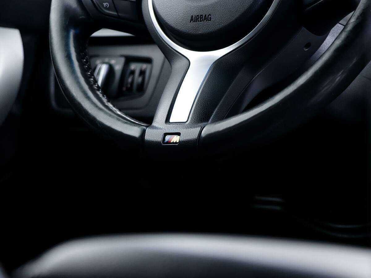 Купить BMW 3 серии 320i xDrive, 2018, 145 981 км, фото №14