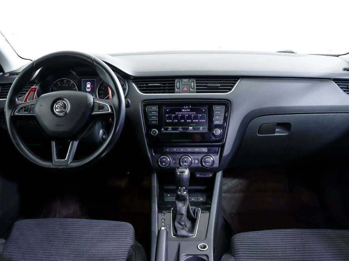 Купить Skoda Octavia, 2016, 185 938 км, фото №8
