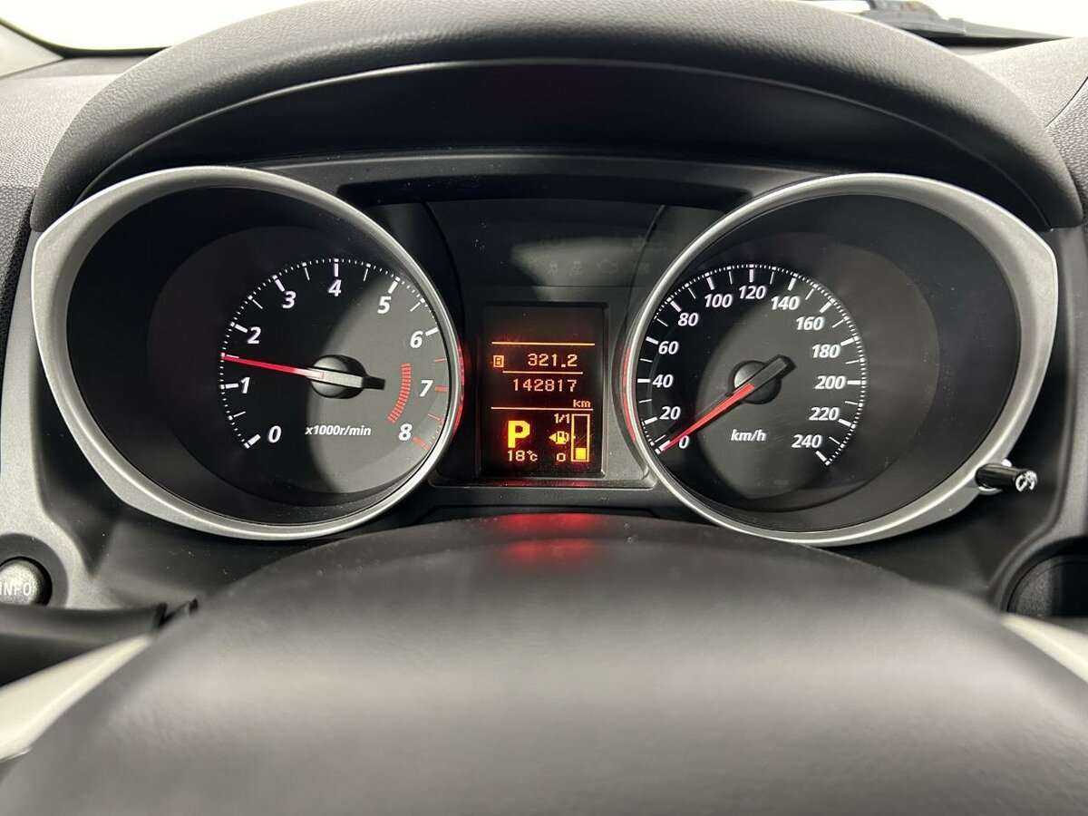 Купить Mitsubishi ASX, 2012, 142 820 км, фото №11