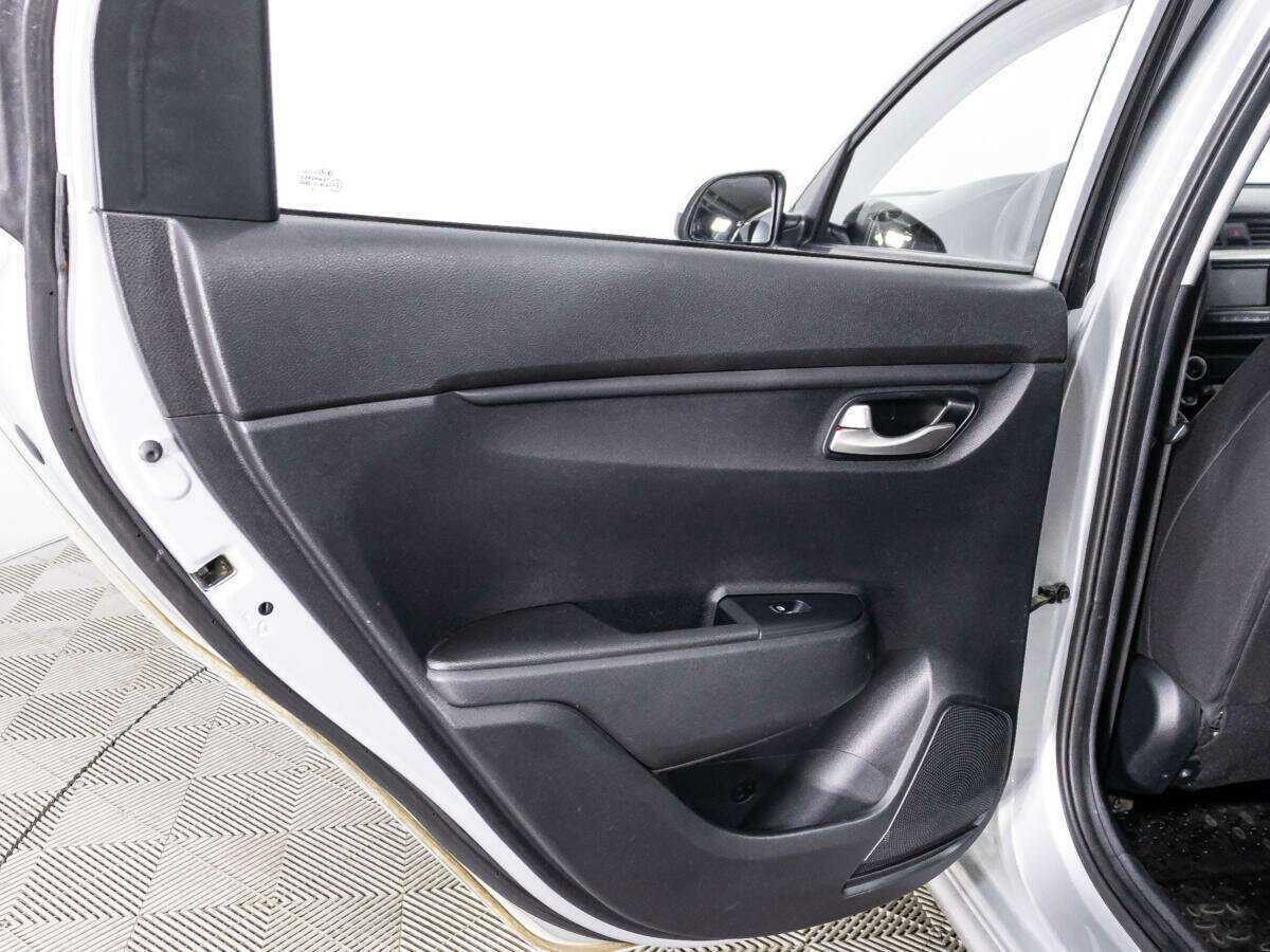 Купить Kia Rio, 2020, 77 312 км, фото №27