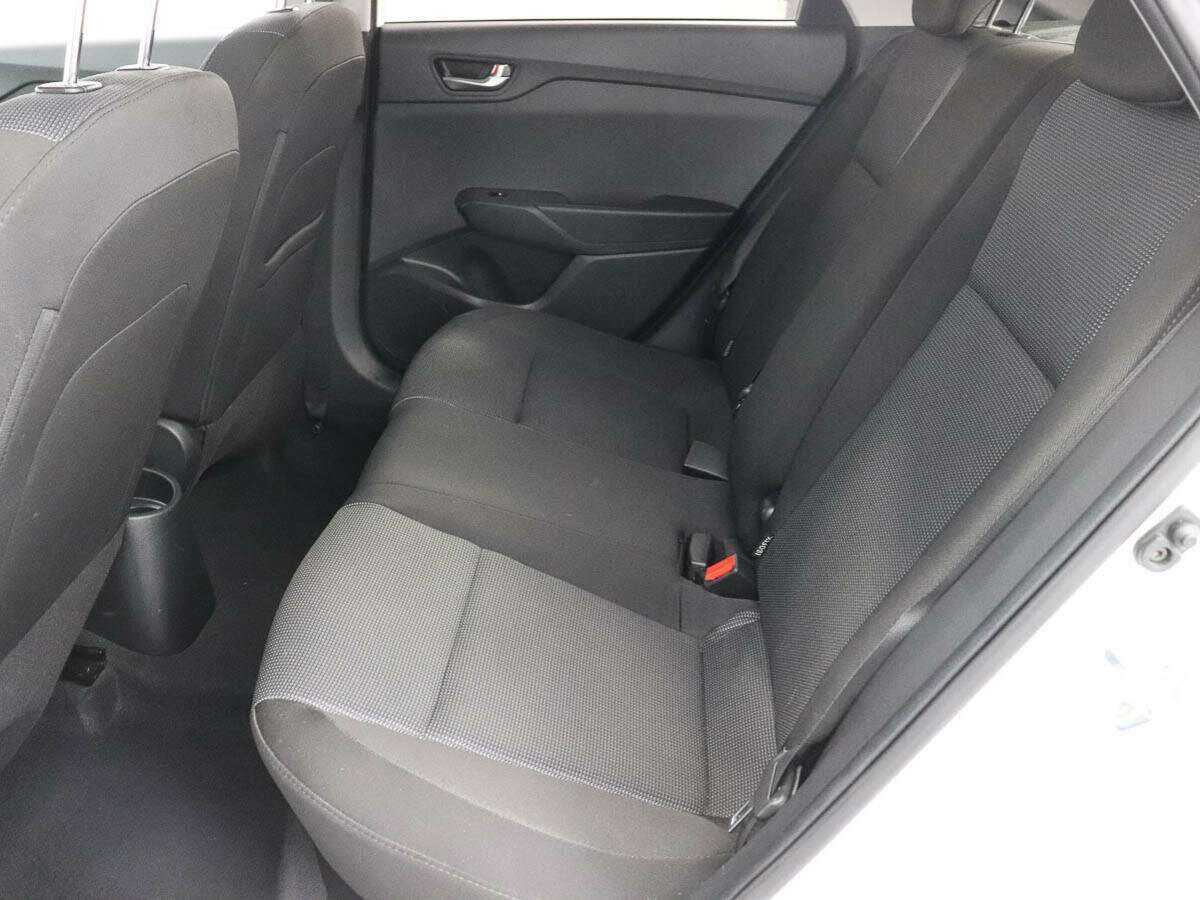 Купить Hyundai Solaris, 2020, 88 161 км, фото №9