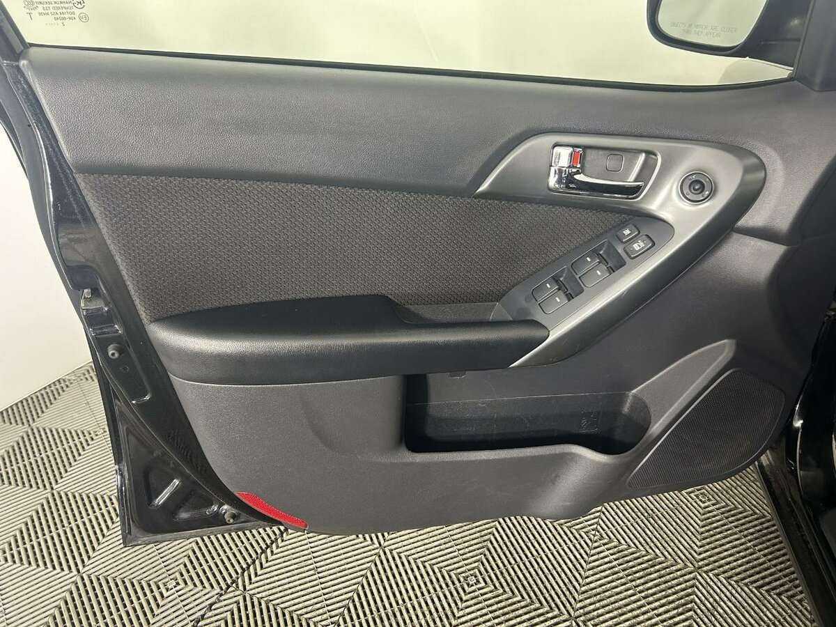 Купить Kia Cerato 6-speed, 2013, 161 946 км, фото №6