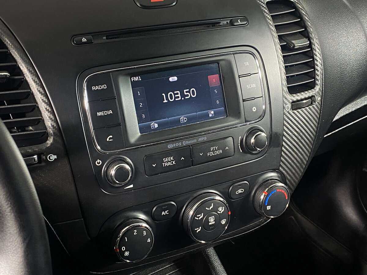 Купить Kia Cerato, 2013, 180 000 км, фото №11