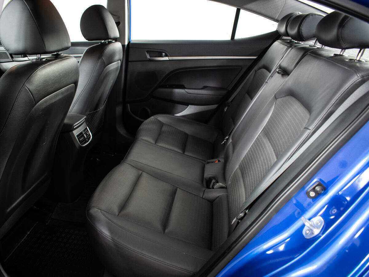 Купить Hyundai Elantra, 2016, 62 080 км, фото №10