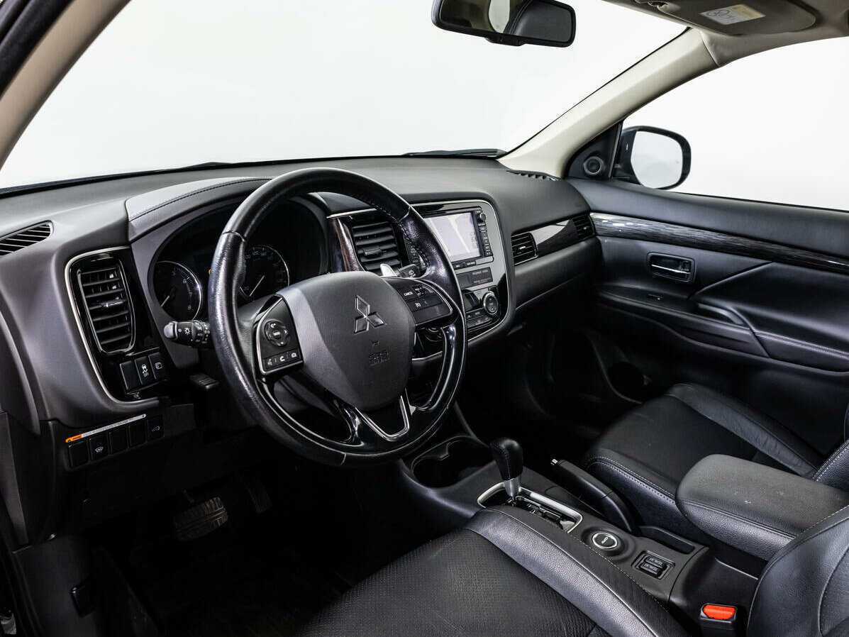 Купить Mitsubishi Outlander, 2015, 45 169 км, фото №9