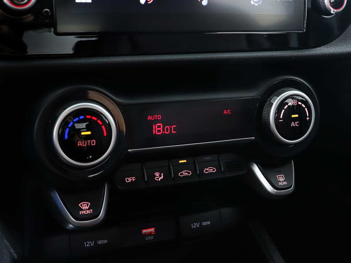 Купить Kia Rio X, 2021, 20 960 км, фото №17