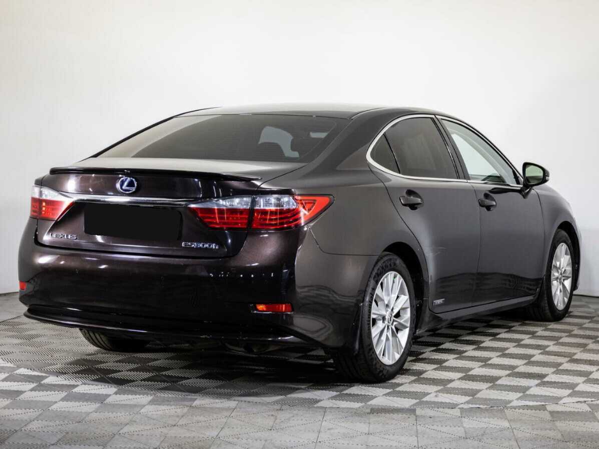 Купить Lexus ES 300h, 2014, 360 841 км, фото №4