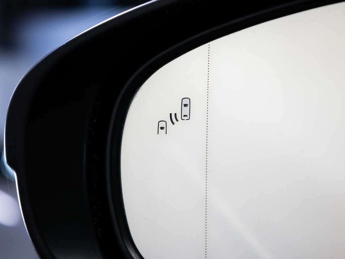 Купить Lexus ES 300h, 2014, 360 841 км, фото №26