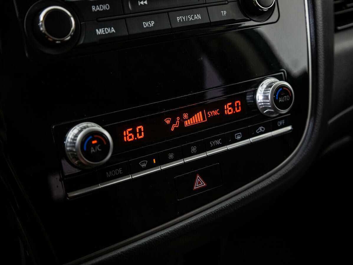 Купить Mitsubishi Outlander, 2020, 91 911 км, фото №13