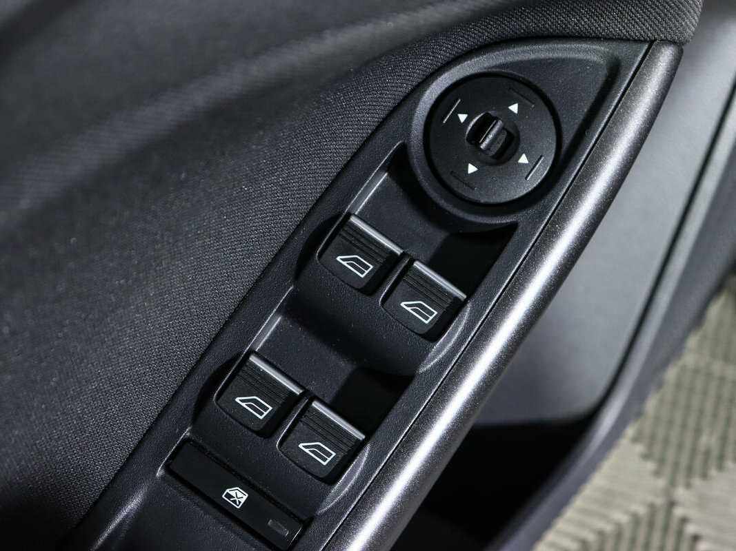 Купить Ford Focus, 2018, 49 882 км, фото №13