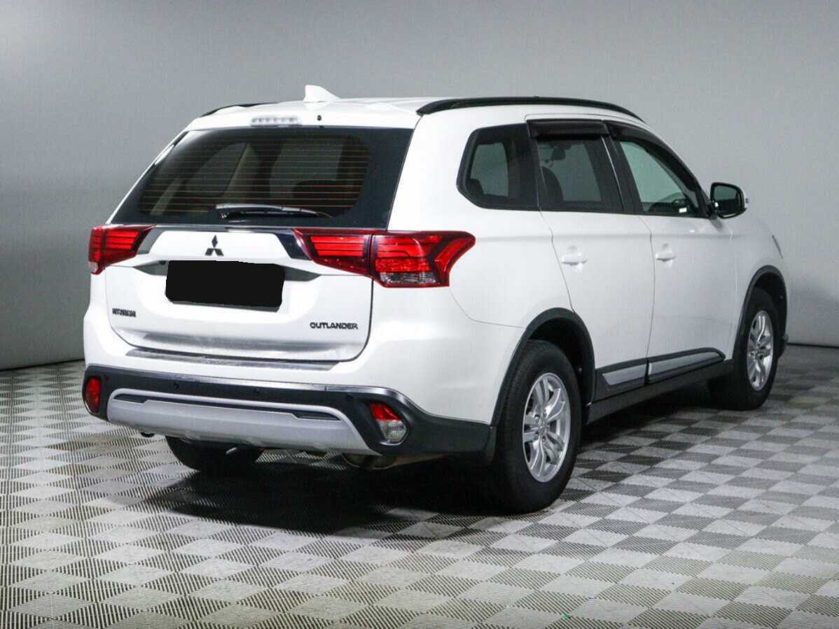 Купить Mitsubishi Outlander, 2019, 116 000 км, фото №4