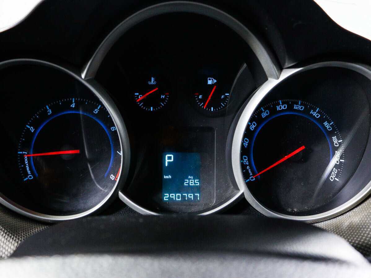 Купить Chevrolet Cruze, 2012, 290 000 км, фото №11