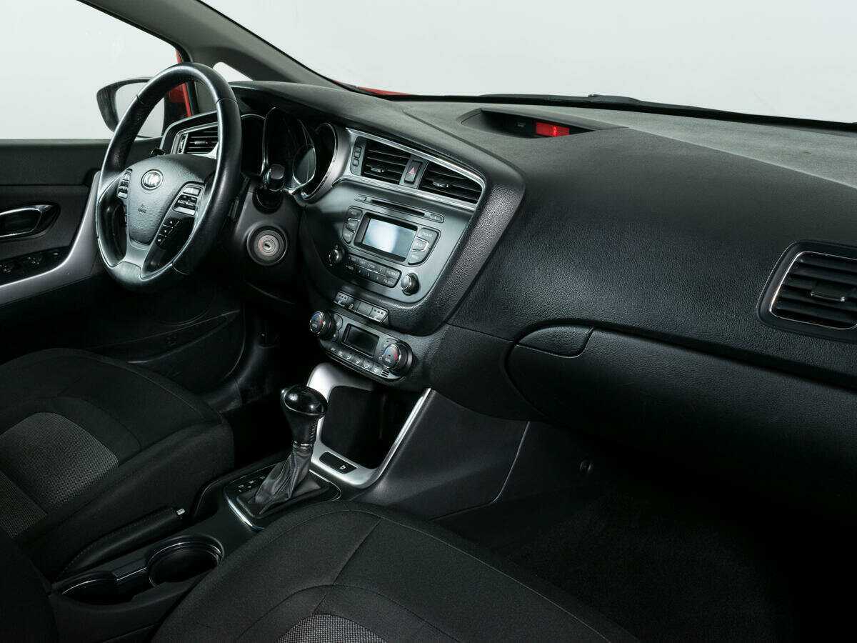 Купить Kia Ceed, 2018, 151 500 км, фото №9