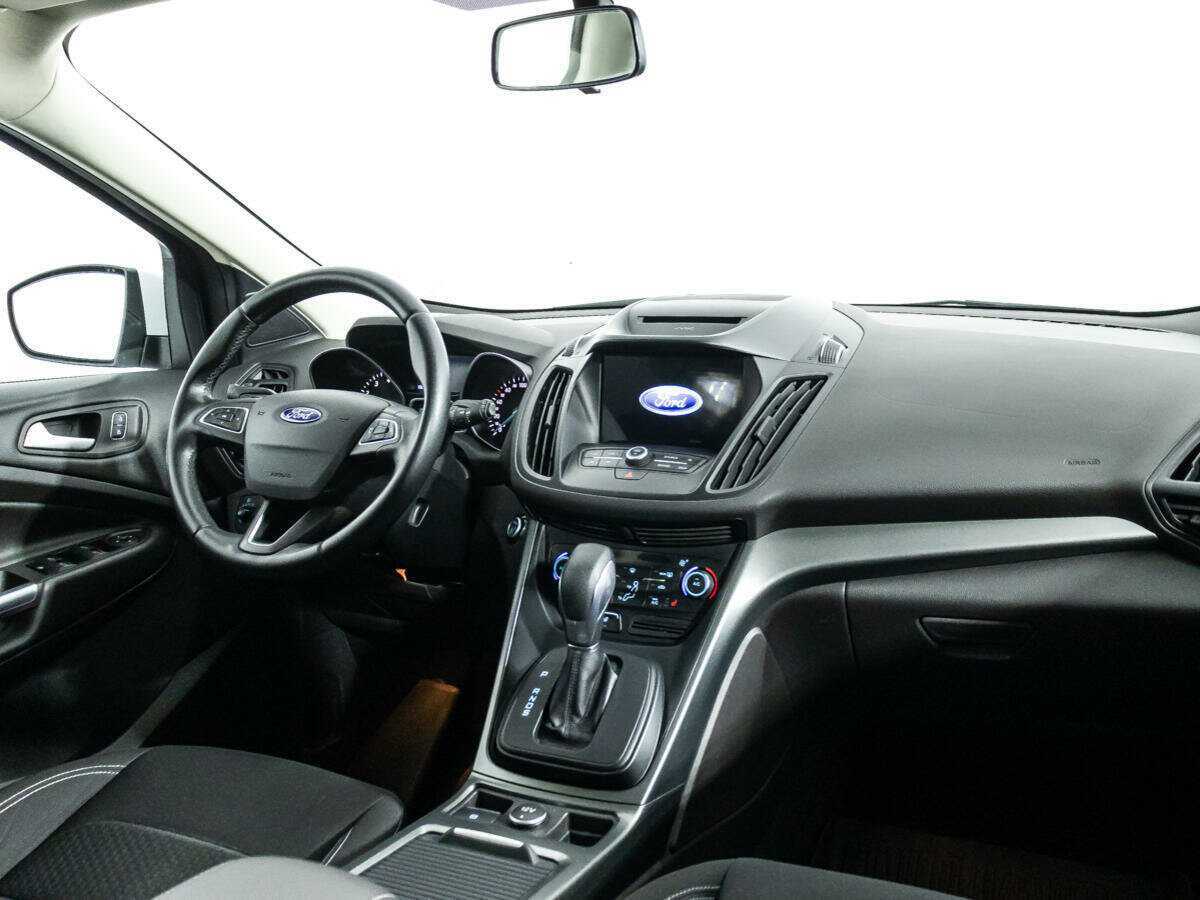 Купить Ford Kuga, 2017, 108 372 км, фото №9