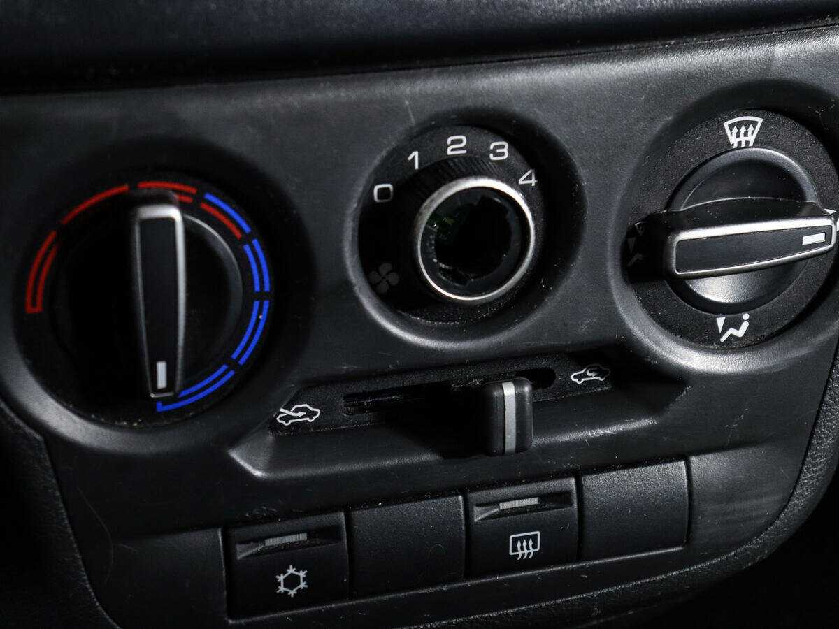 Купить Lada (ВАЗ) Granta, 2019, 113 082 км, фото №13