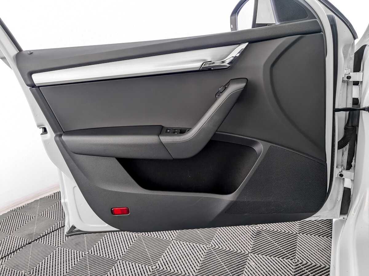 Купить Skoda Octavia, 2019, 50 560 км, фото №15