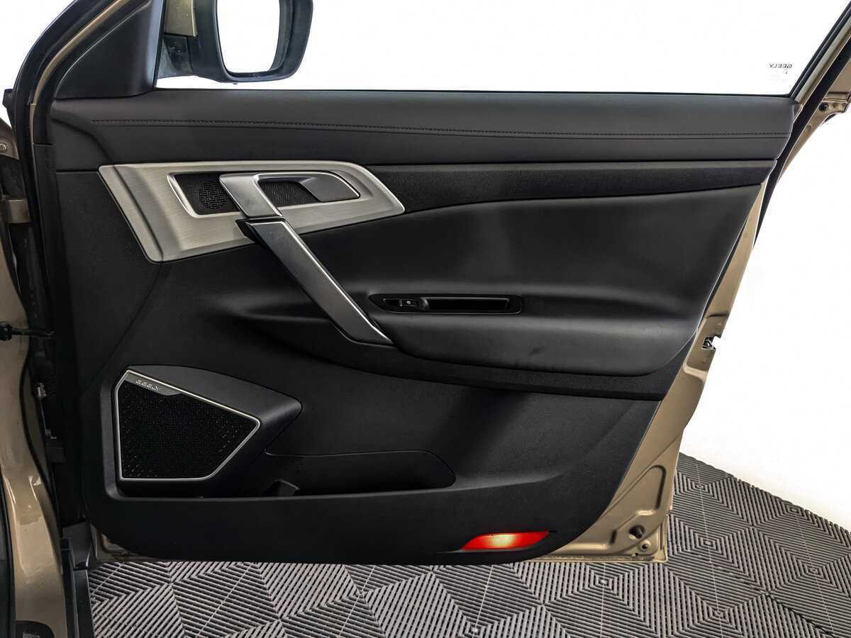 Купить Geely Atlas, 2019, 130 114 км, фото №21