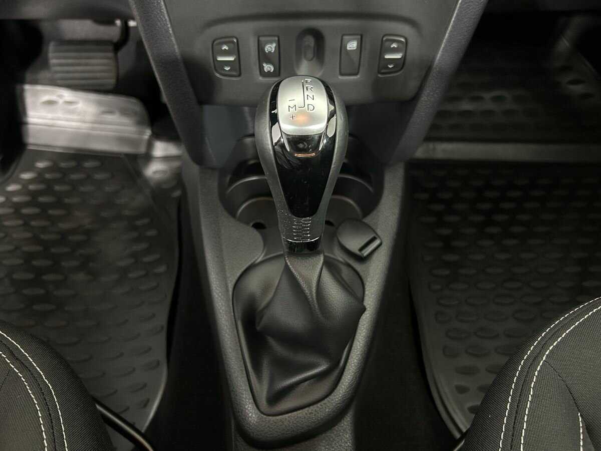 Купить Renault Logan, 2016, 72 429 км, фото №13