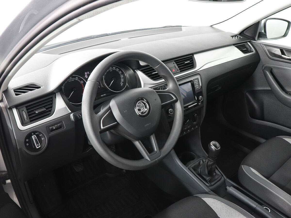 Купить Skoda Rapid, 2018, 78 339 км, фото №9