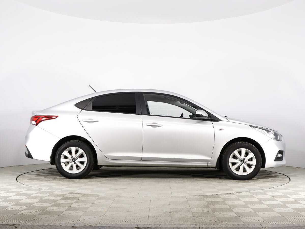 Купить Hyundai Solaris, 2019, 160 454 км, фото №4