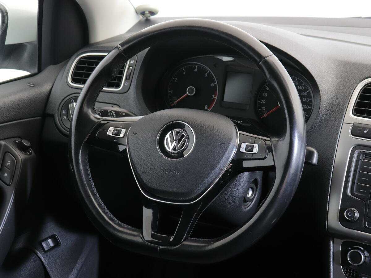 Купить Volkswagen Polo, 2017, 152 779 км, фото №15