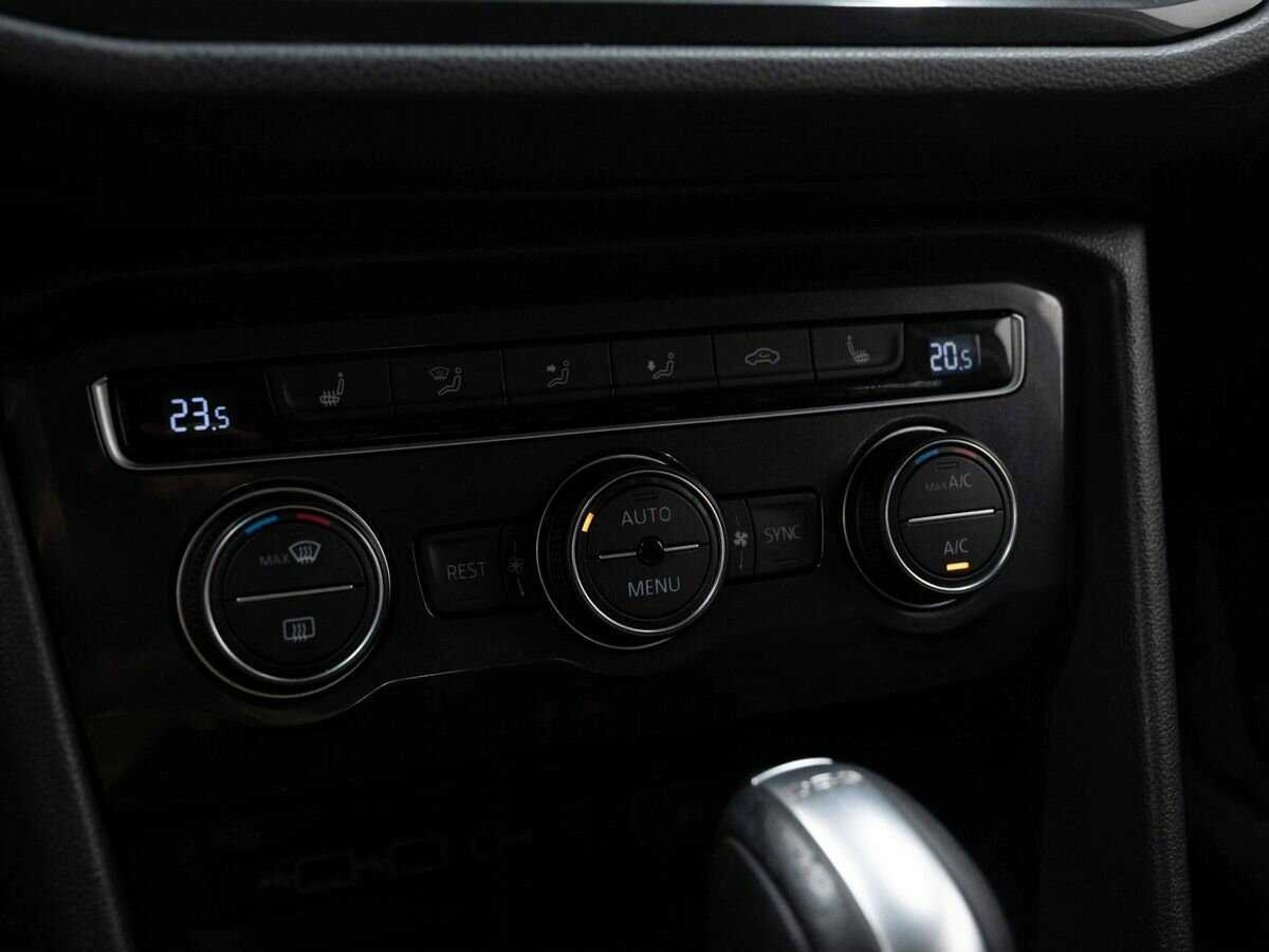 Купить Volkswagen Tiguan, 2018, 144 053 км, фото №21