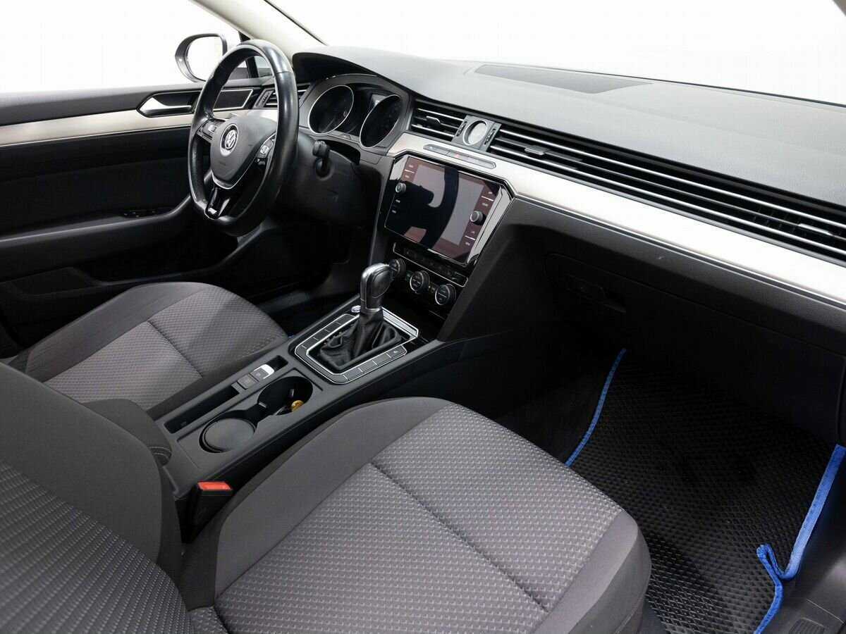 Купить Volkswagen Passat DSG6, 2017, 161 362 км, фото №12
