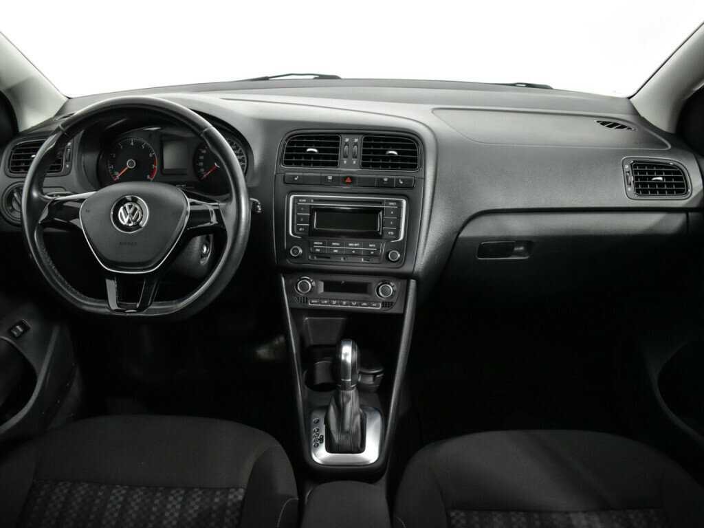 Купить Volkswagen Polo, 2015, 92 160 км, фото №12