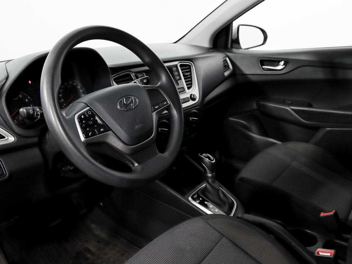 Купить Hyundai Solaris, 2021, 82 454 км, фото №9