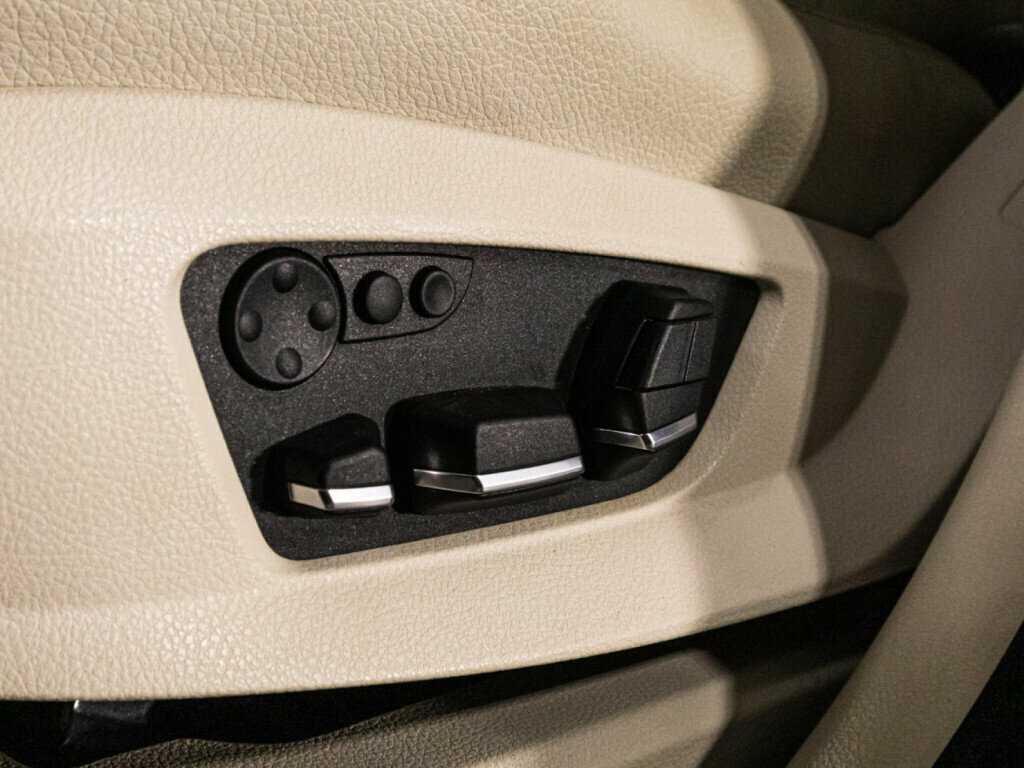 Купить BMW 5 серии Gran Turismo 530d xDrive, 2012, 223 327 км, фото №22